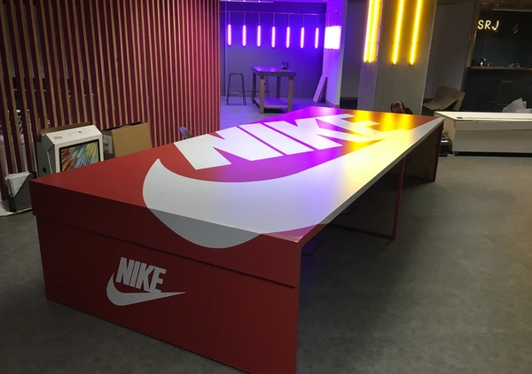  Nike Desk Wrap